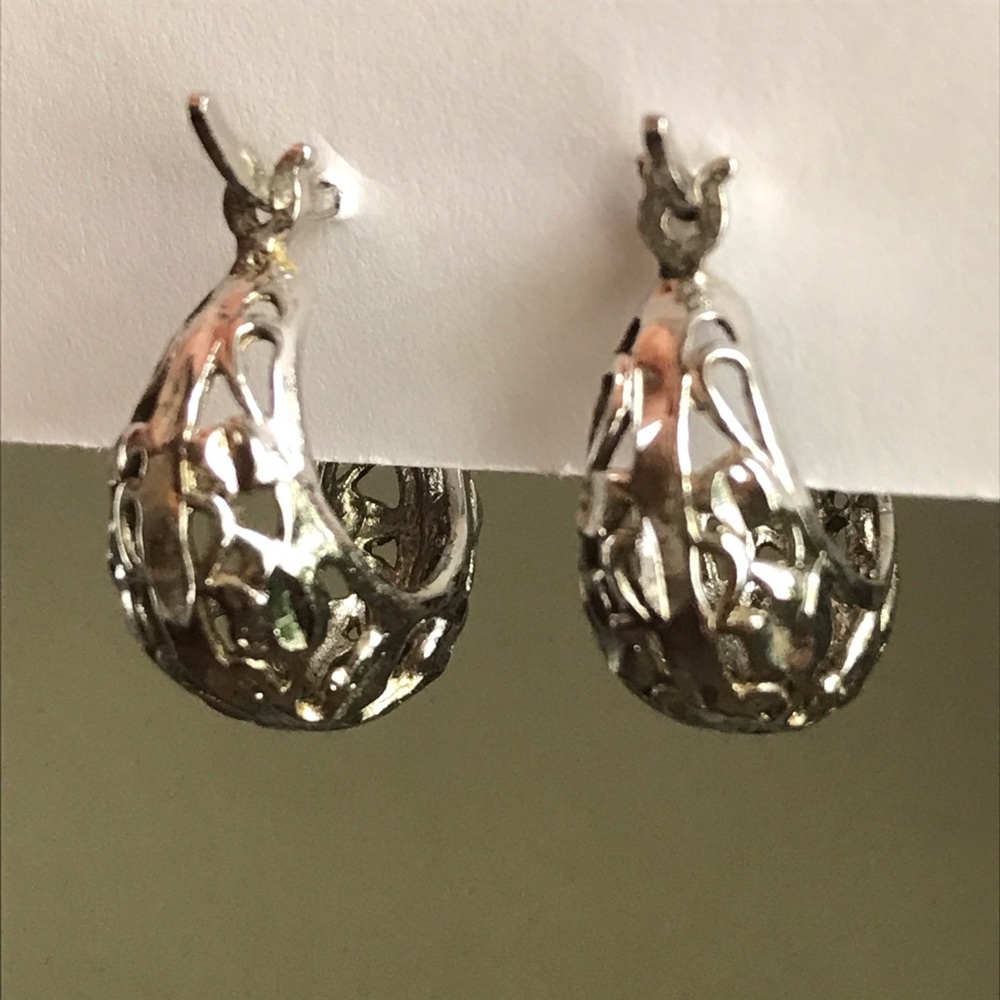 Silver Filagree Hoops - Picture 2 of 4